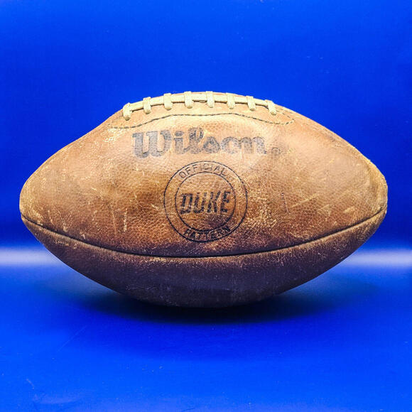 Vintage 1960s Wilson "The Duke" Leather Official Pattern Football Made in USA - Picture 2 of 9